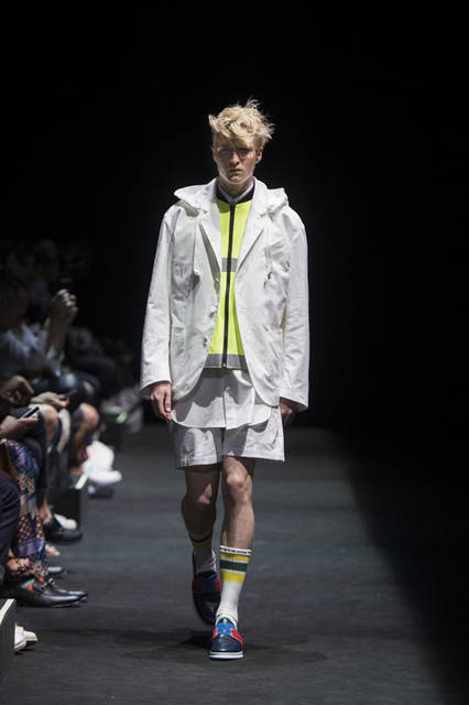 <strong>FACETASM｜ファセッタズム</strong><br />「ミラノ メンズ コレクション」2016年春夏コレクション