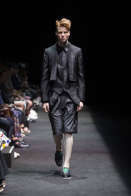 <strong>FACETASM｜ファセッタズム</strong><br />「ミラノ メンズ コレクション」2016年春夏コレクション