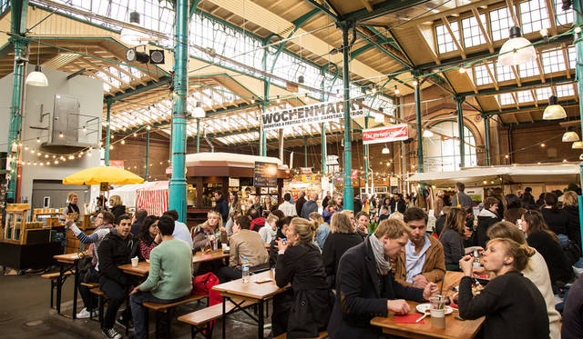 10 <strong>Breakfast Market</strong><br>日程|毎月第3日曜<br>時間|10:00〜20:00<br>入場料|無料<br>会場|Markthalle Neun<br>Eisenbahnstrasse 42-43, 10997 Berlin, Germany<br />http://www.markthalleneun.de<br /><br>Photographs by TOYODA Hiroshi (Berlin)