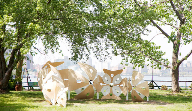 22 <strong>Summer Exhibitions at Socrates Sculpture Park</strong><br>日程|5月17日(日)〜8月30日(日)<br>時間|10:00〜日没<br>入場料|無料<br>会場|Socrates Sculpture Park<br />32-01 Vernon Boulevard, Long Island City, NY 11106, United States<br />http://socratessculpturepark.org<br /><br>Photographs by YANAGAWA Shino (New York)