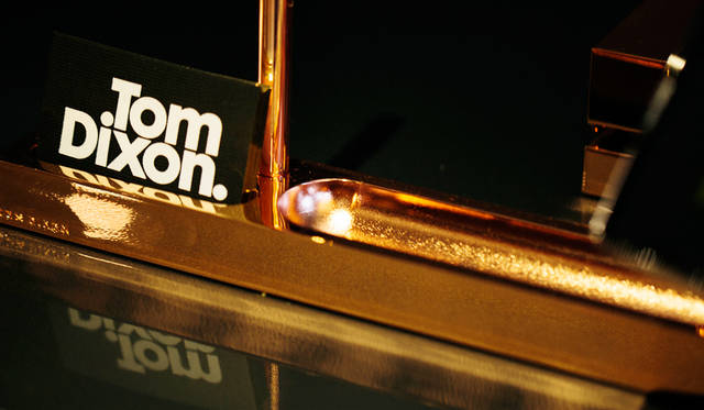 青山通りに面した「TOM DIXON SHOP」。2015年7月、日本初出店を果たした