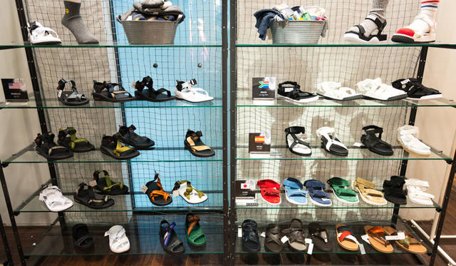 <strong>ISETAN MEN’S｜イセタンメンズ</strong><br />「World Sandal Market」