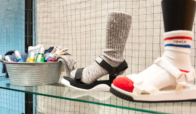 <strong>ISETAN MEN’S｜イセタンメンズ</strong><br />「World Sandal Market」