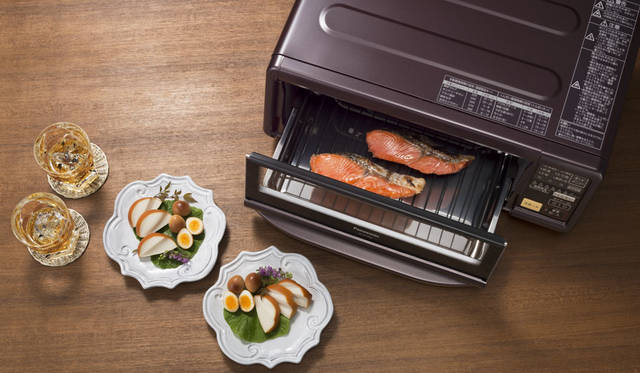 <strong>Panasonic｜パナソニック</strong><br />「スモーク＆ロースター」　燻製メニュー例