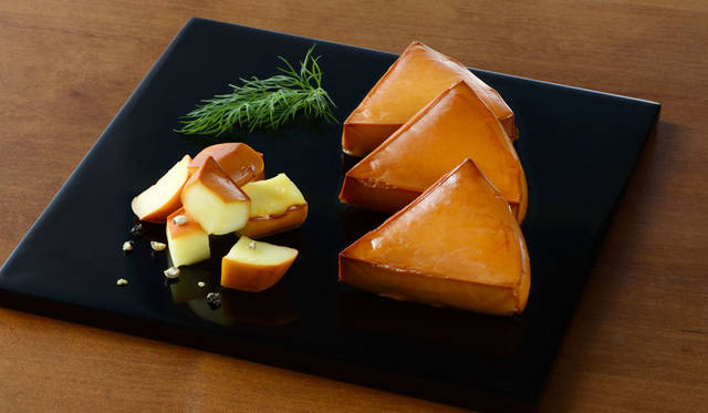 <strong>Panasonic｜パナソニック</strong><br />「スモーク＆ロースター」　燻製メニュー例