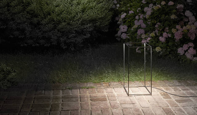 <strong>FLOS｜フロス</strong><br />IPNOS（Designed by Rossi&Bianchi）