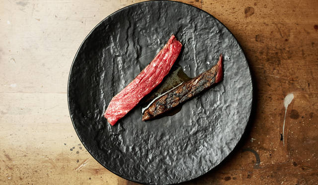 国産黒毛和牛の炭火焼