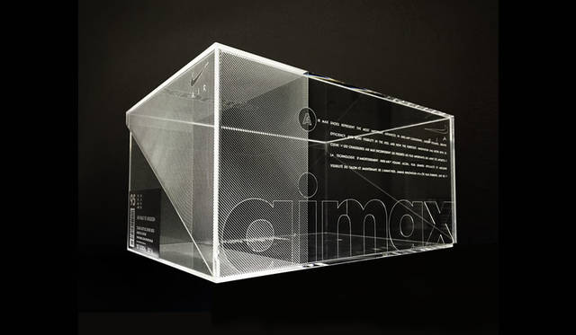 <strong>NIKE SPORTSWEAR｜ナイキ スポーツウェア</strong><br />スマートフォンを使った参加型イベント「AIR MAX 95 MISSION」　スコアTOP5（5名）「オリジナル・シューズケース」