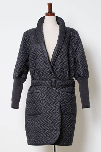 <strong>HANCOCK｜ハンコック</strong><br />新シリーズ「Travel Line（トラベル・ライン）」　ウィメンズ・ジャケット5万4000円