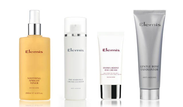 （写真左より）アプリコットローション7020円［200ml］、プロディアンス クレンジングクリーム9720円［150ml］、ハイドラバランス デイクリーム1万800円［50ml］、ジェントルローズ エクスフォリエータ7560円［50ml］