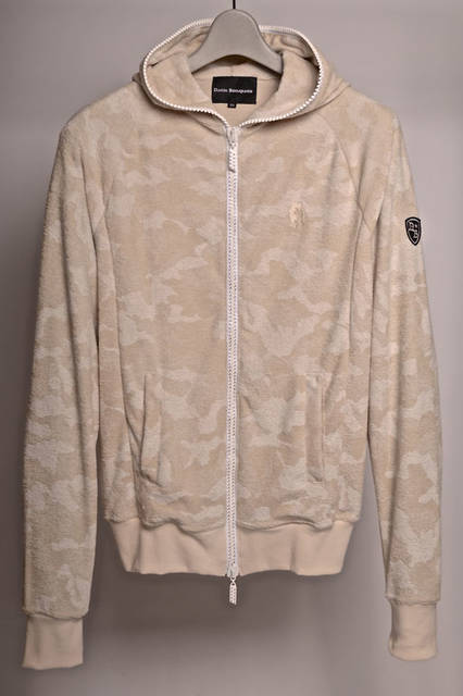 <strong>Dartin Bonaparto｜ダルタンボナパルト</strong><br />カモ柄パイルパーカ（ライトベージュ） 6万3720円