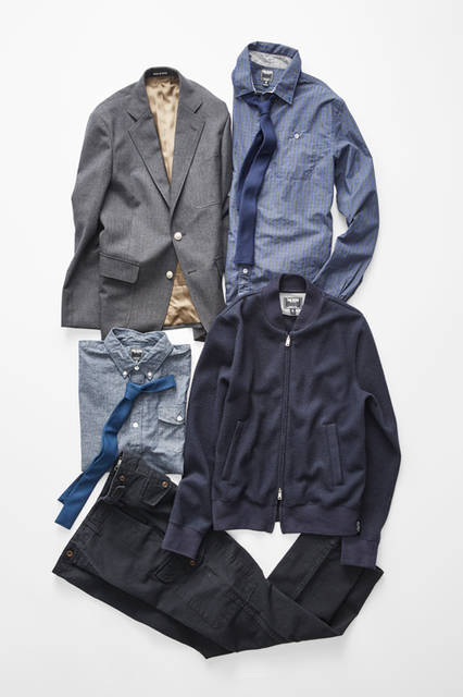 <strong>細身のソリッドタイならカジュアルなシャツにもマッチする</strong><br><br>ジャケット7万200円、ブルゾン3万7800円、シャツ[右上]各2万3760円、シャツ[左下]各2万9160円、パンツ2万5920円、ネクタイ各1万4040円（すべてトッド スナイダー）