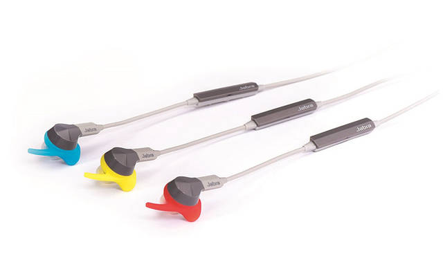 <strong>JABRA｜ジャブラ</strong><br />「JABRA SPORT COACH™ WIRELESS」　カラーリングは青・赤・黄色の3色展開