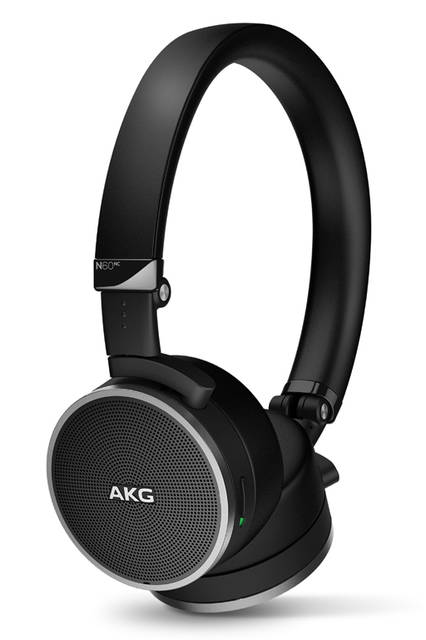 <strong>N60NC</strong><br /> 価格｜オープン（公式オンラインストア価格：3万2270円）<br /> カラー｜ブラック<br /> 仕様｜密閉型、ダイナミック型（オンイヤー）、入力プラグ：φ 3.5mm 4極ステレオミニプラグ<br /> ケーブル長｜約1.2m（4極プラグ対応スマートフォン用マイク付、1ボタンリモコン搭載）<br /> 重量｜約150g（ケーブル部分含まず）<br /> インピーダンス｜32Ω<br /> 付属品｜専用キャリングポーチ、フライトアダプタ、充電用USB ケーブル<br /> <br />