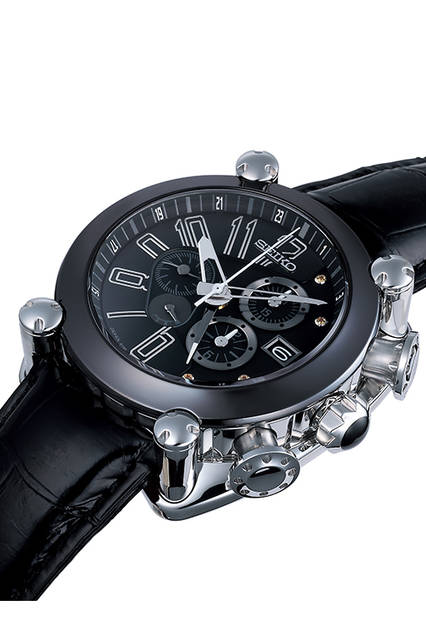 <strong>GALANTE 10th Anniversary Limited Edition</strong><br />ケース｜ステンレススチール<br />直径｜44.4mm<br />厚さ｜18.8mm<br />ムーブメント｜自動巻き（スプリングドライブムーブメントCal.5R86）<br />パワーリザーブ｜約72時間<br />機能｜デュアルタイム表示<br />防水｜日常生活用強化防水(20気圧)<br />限定本数｜100本<br />発売予定｜11月予定<br />価格｜100万4400円</p>