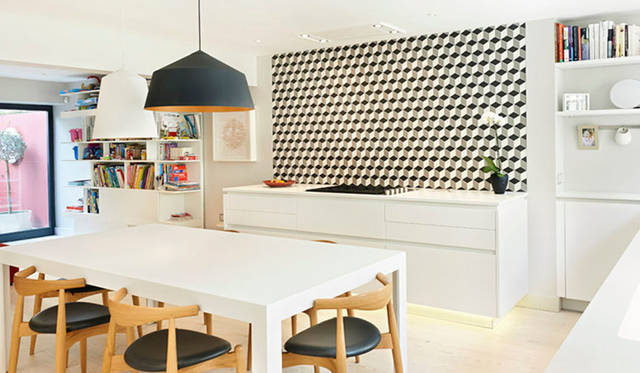 <strong>>è interiors｜エ インテリアズ</strong><br />「Domenico Mori（ドメニコ・モーリ）」　