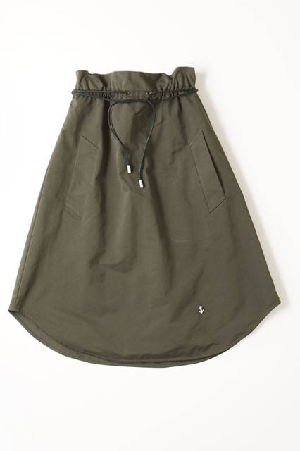 <strong>TOMORROWLAND｜トゥモローランド</strong><br />「トゥモローランド 京都BAL店」別注・限定アイテム　ウィメンズ「THE RERACS」　SKART 2万8080円