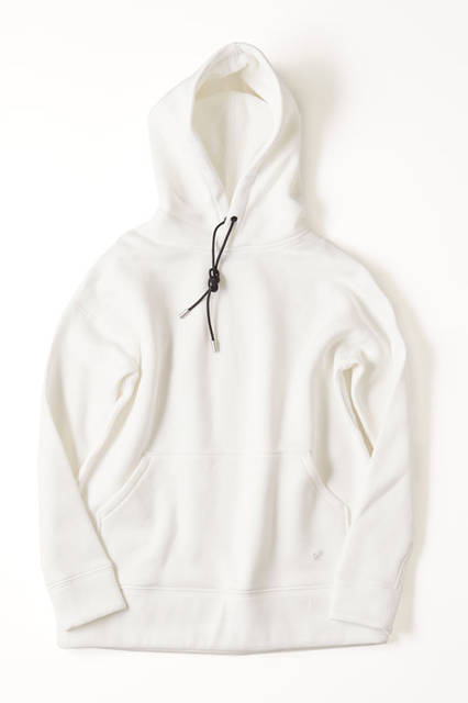 <strong>TOMORROWLAND｜トゥモローランド</strong><br />「トゥモローランド 京都BAL店」別注・限定アイテム　ウィメンズ「THE RERACS」