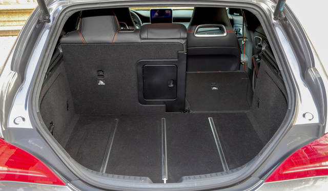 Mercedes-Benz CLA 250 SPORT 4MATIC Shooting Brake ｜メルセデス・ベンツ CLA 250 スポーツ4MATIC シューティングブレーク