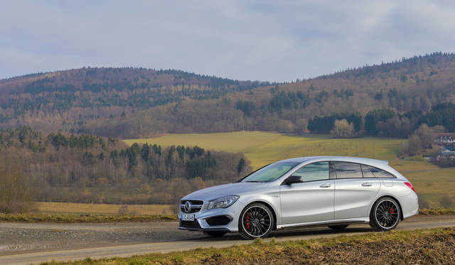 Mercedes-AMG CLA 45 4MATIC Shooting Brake ｜メルセデスAMG CLA 45 4MATIC シューティングブレーク