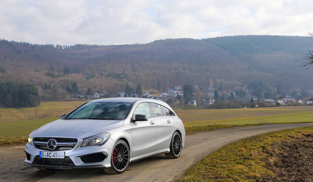 Mercedes-AMG CLA 45 4MATIC Shooting Brake ｜メルセデスAMG CLA 45 4MATIC シューティングブレーク