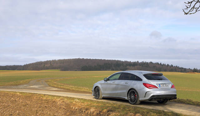 Mercedes-AMG CLA 45 4MATIC Shooting Brake ｜メルセデスAMG CLA 45 4MATIC シューティングブレーク