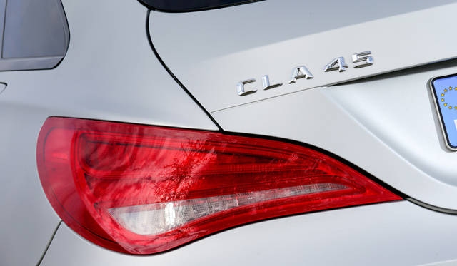 Mercedes-AMG CLA 45 4MATIC Shooting Brake ｜メルセデスAMG CLA 45 4MATIC シューティングブレーク