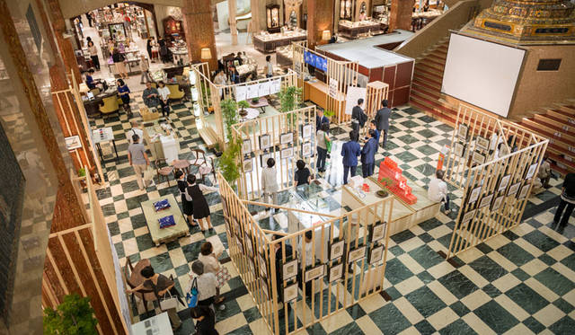 <strong>MITSUKOSHI｜日本橋三越本店</strong><br />三越アート＆クリエーション「北斎漫画の世界へようこそ」　日本橋三越本店 本館1階中央ホールで開催