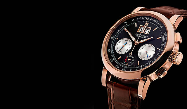 <strong>ダトグラフ アップ／ダウン</strong><br />ケース｜18KPG<br />サイズ｜41mm<br />ムーブメント｜手巻き<br />機能｜フライバッククロノグラフ、ジャンピングミニッツカウンター、アウトサイズデイト、パワーリザーブ<br />防水｜3気圧<br />価格｜8240万400円　　　