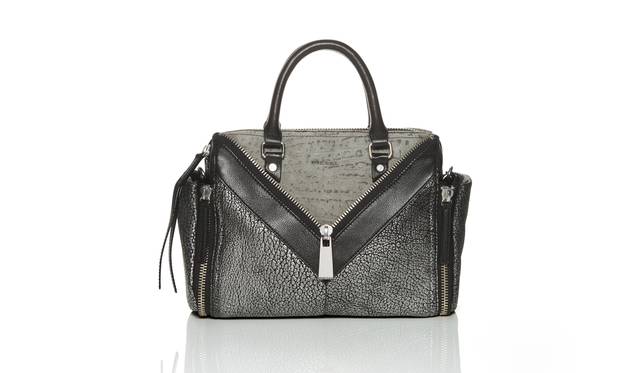 ミディアムサッチェル 4万5360円