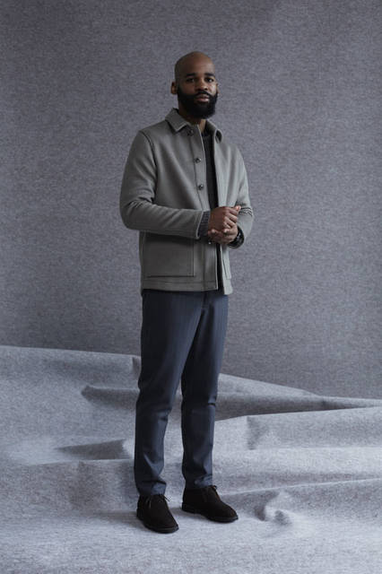 <strong>ITTY-BITTY｜イッティビッティ</strong><br /><strong>2015-16年 秋冬コレクション</strong>　Double melton‐Blouson 6万2640円、Burford knit‐Knit 5万1840円、Mat stripe‐Pants 3万2400円