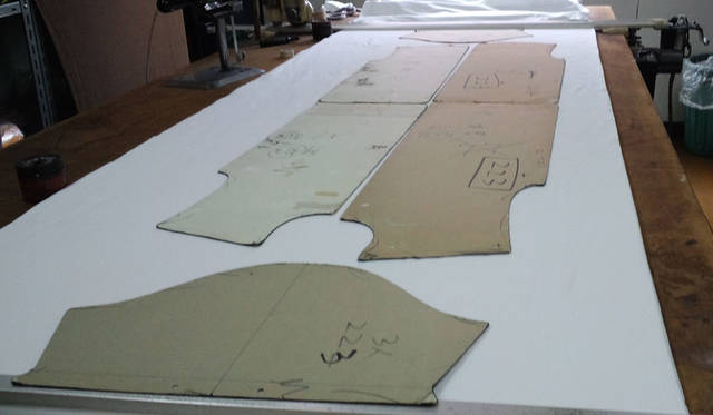 <strong>H? Katsukawa from Tokyo｜エイチ カツカワ フロム トウキョウ</strong><br />「Mr.Poppy」Tシャツ　東京・墨田区の老舗カットソーメーカーで、パターンの製作から着手