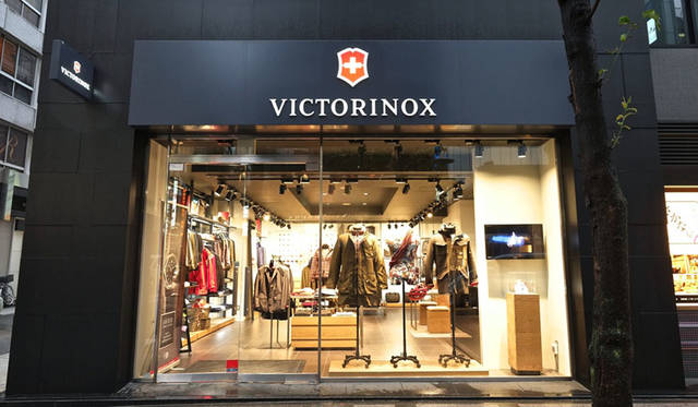 <strong>VICTORINOX｜ビクトリノックス</strong><br />ビクトリノックス・ストア銀座