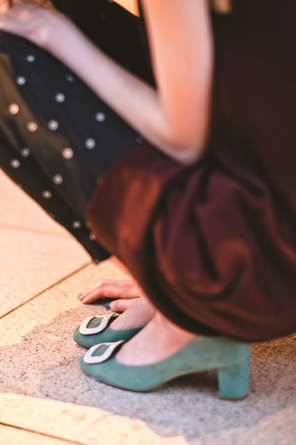 <strong>ODETTE E ODILE｜オデット エ オディール</strong><br />2015年秋冬シーズン　Pumps：Odette e Odile「OFM スクエアバックル パンプス55」2万520円