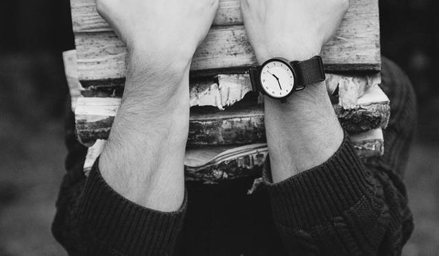 <strong>TID Watches｜ティッド ウォッチズ</strong><br />ムーヴメントには日本製クォーツを使用