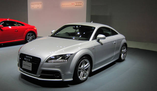 先代となる2代目アウディTT