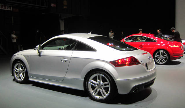 先代となる2代目アウディTT