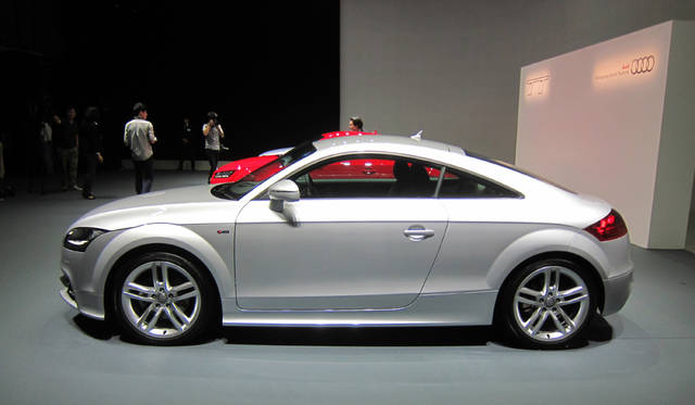 先代となる2代目アウディTT