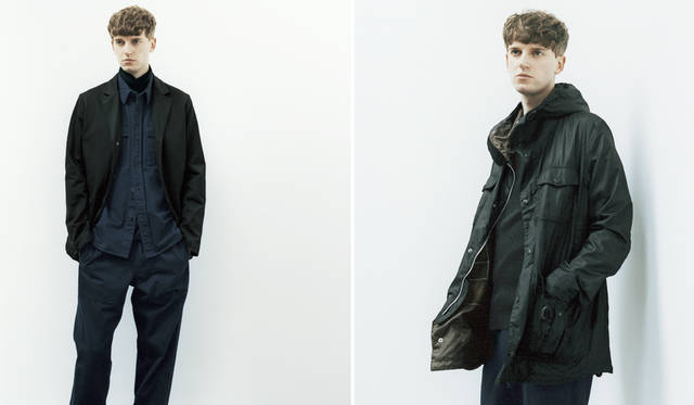 写真左の「MHL.」のジャケットは、ワークジャケットから着想を得た、取り外しができるチェンジボタンを採用。ジャケットもトラウザーズもデニムのような生地感に特徴のあるコットンツイルを使い、着込むほどに独特な色落ちと柔らかな生地感に仕上がっていく。ジャケット4万3200円、シャツ2万4840円、トラウザーズ2万5920円（すべてMHL.）、ニット2万5920円（マーガレット・ハウエル） 写真右は、「マーガレット・ハウエル」と「バブアー」のコラボレーションによるブルゾン。 2011-12年秋冬コレクションで発表され好評だったモデルが復刻された。今回は腰周りにハンドウォームポケットを設けるなど、モダンなアレンジを加えている。素材はオイルを染み込ませたコットンポプリン。ブルゾン7万4520円、ニット4万2120円、トラウザーズ4万8600円（すべてマーガレット・ハウエル）