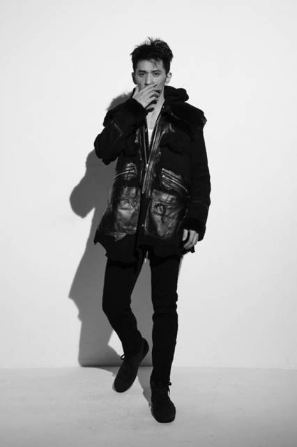 <strong>TAKAHIROMIYASHITATheSoloist.｜タカヒロミヤシタザソロイスト.</strong><br /><strong>2015-16年 秋冬コレクション</strong>　