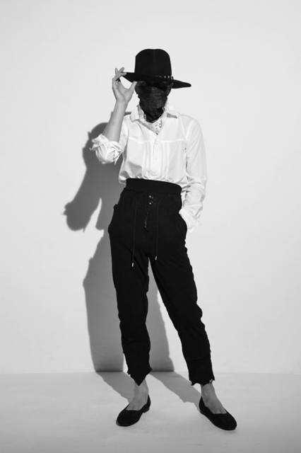 <strong>TAKAHIROMIYASHITATheSoloist.｜タカヒロミヤシタザソロイスト.</strong><br /><strong>2015-16年 秋冬コレクション</strong>　