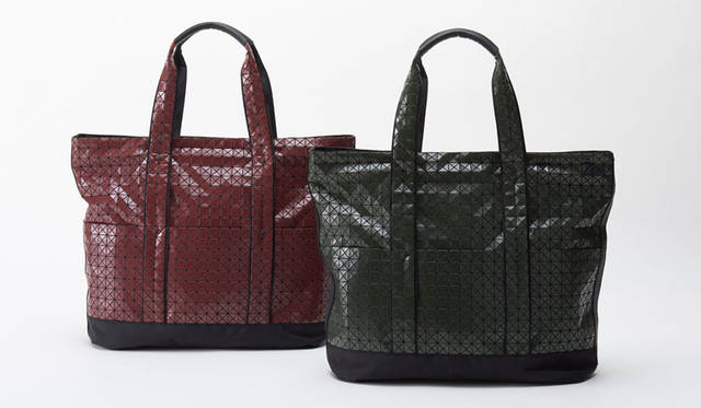 <strong>BAO BAO ISSEY MIYAKE｜バオ バオ イッセイ ミヤケ</strong><br />「SPORTS LINE」　