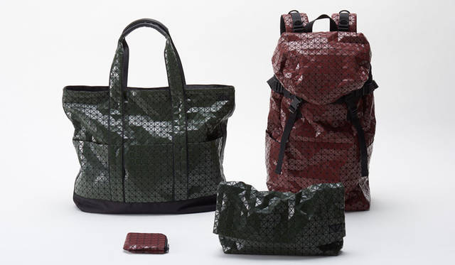 <strong>BAO BAO ISSEY MIYAKE｜バオ バオ イッセイ ミヤケ</strong><br />「SPORTS LINE」　