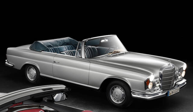 1961から72年に登場した“先代の”W111型Sクラス カブリオレ