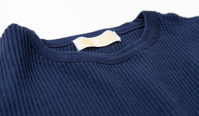 <strong>B:MING LIFE STORE｜ビーミング ライフストア</strong><br />ベーシックアイテムシリーズ「B:MING BEST BASIC」　Thermal T-shirt メンズ7452円、ウイメンズ6912円