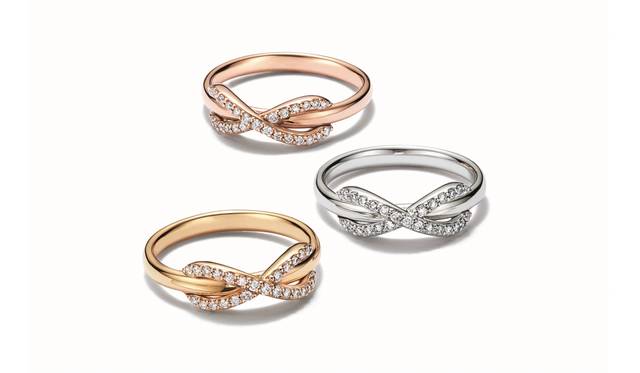 ティファニー インフィニティ<br />リング 各32万9400円 Photo Credit: © Tiffany & Co. ※価格変更の可能性あり