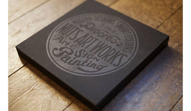 <strong>ASTRAET｜アストラット</strong><br />「GALLERY ASTRAET－JAPAN NORMCORE－」　NUTS ART WORKS×ASTRAET 3万2400円（NUTS ART WORKS　http://www.nutsartworks.com/）