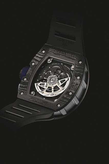 <strong>RM 011 フェリペ・マッサ 10th Anniversary model</strong>(シリアルNo.1) 1点<br />ムーブメント｜自動巻き（Cal.RMAC1）サイズ｜50.00㎜×40.00㎜参考小売価格｜1740万円