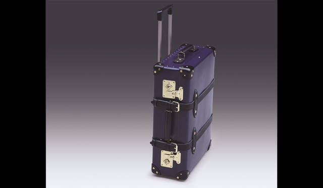 グローブトロッター製21インチ トロリーケース