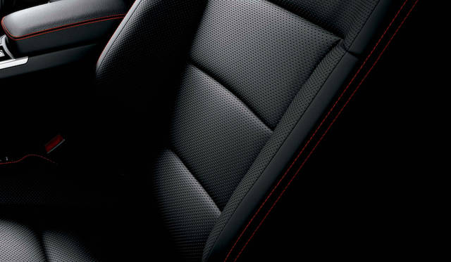ブラックdesignoレザーシート内装